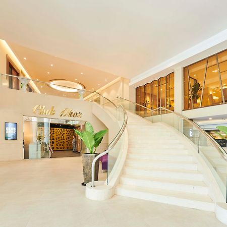Eastin Grand Hotel Saigon Хошимін Екстер'єр фото The lobby of the hotel