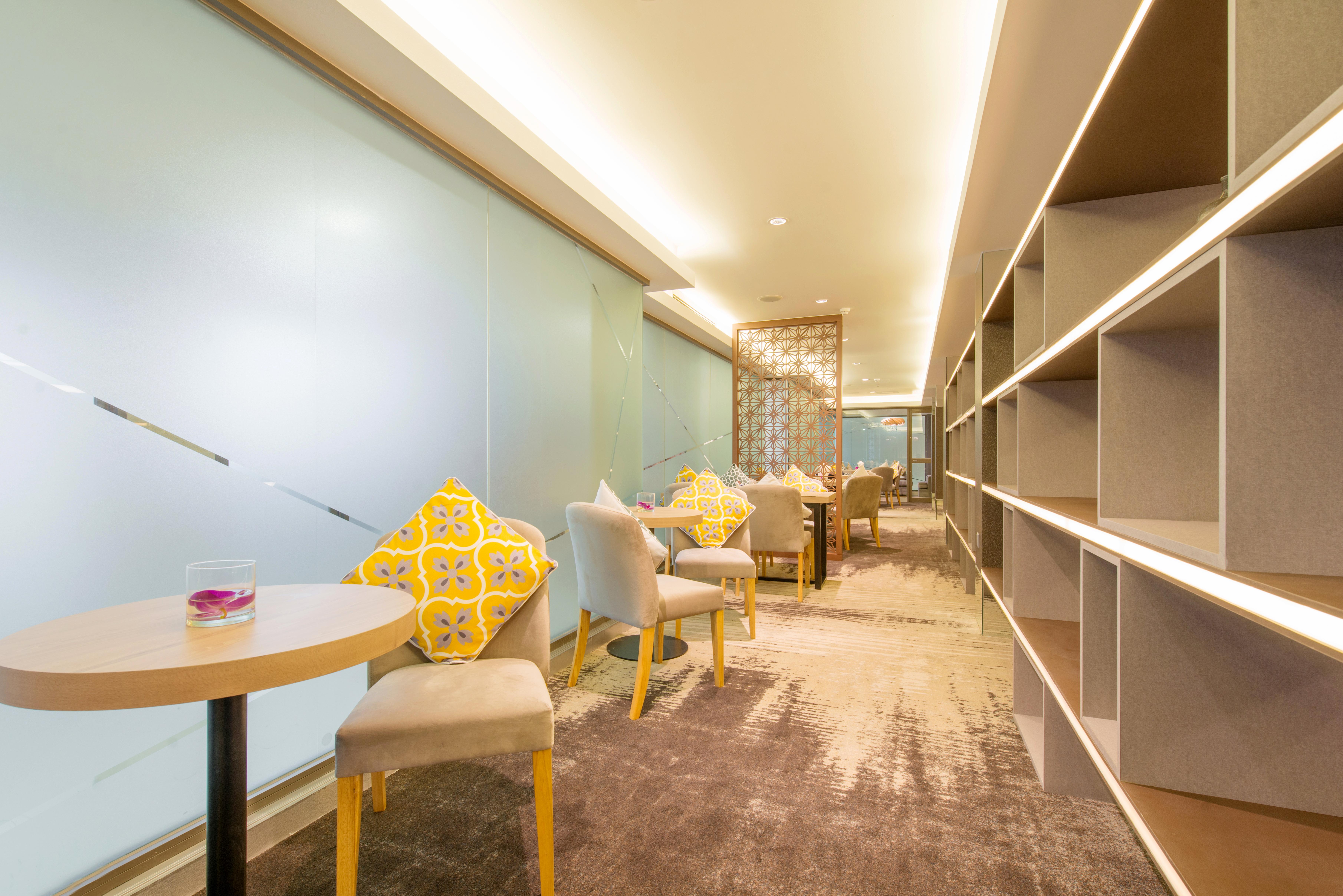 Eastin Grand Hotel Saigon Хошимін Екстер'єр фото The interior of the lounge